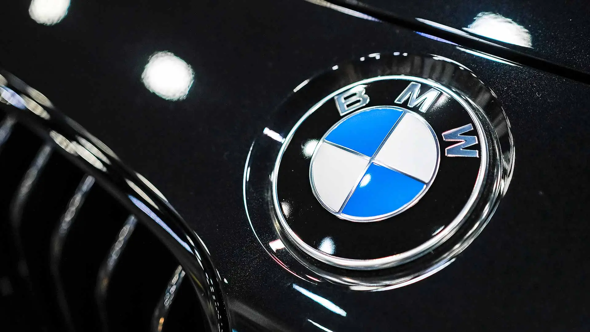 BMW Updates Its Iconic Logo as Neue Klasse Era Begins