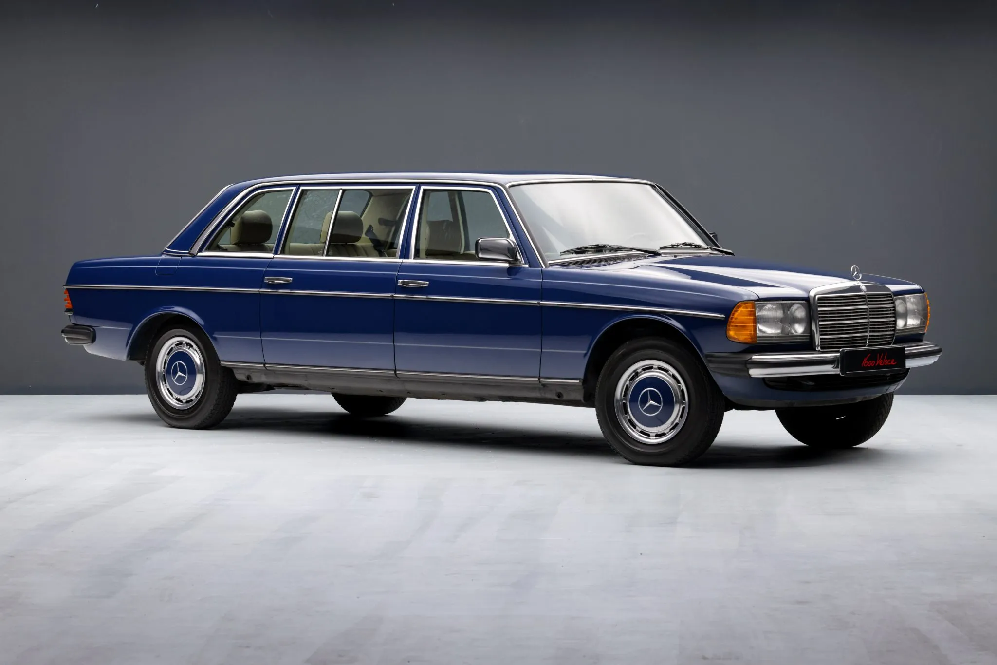 1985 Mercedes Benz 250 LWB