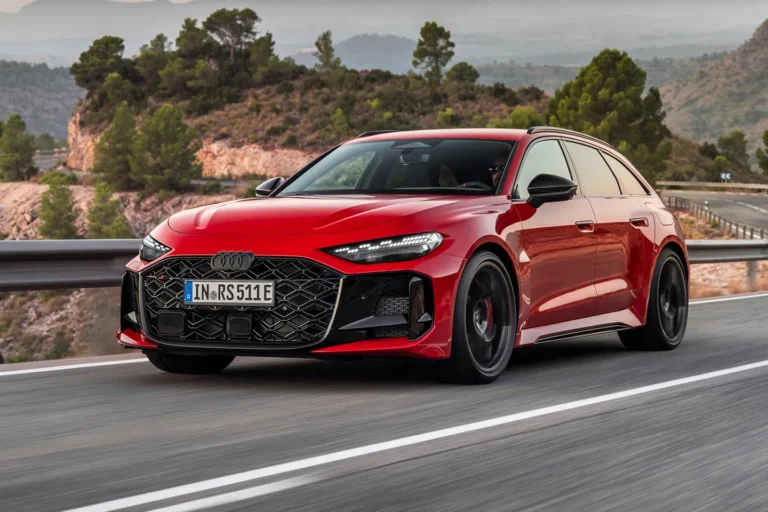 Audi RS5 Plug-In Hybrid Arrives with 639hp and Widebody Stance