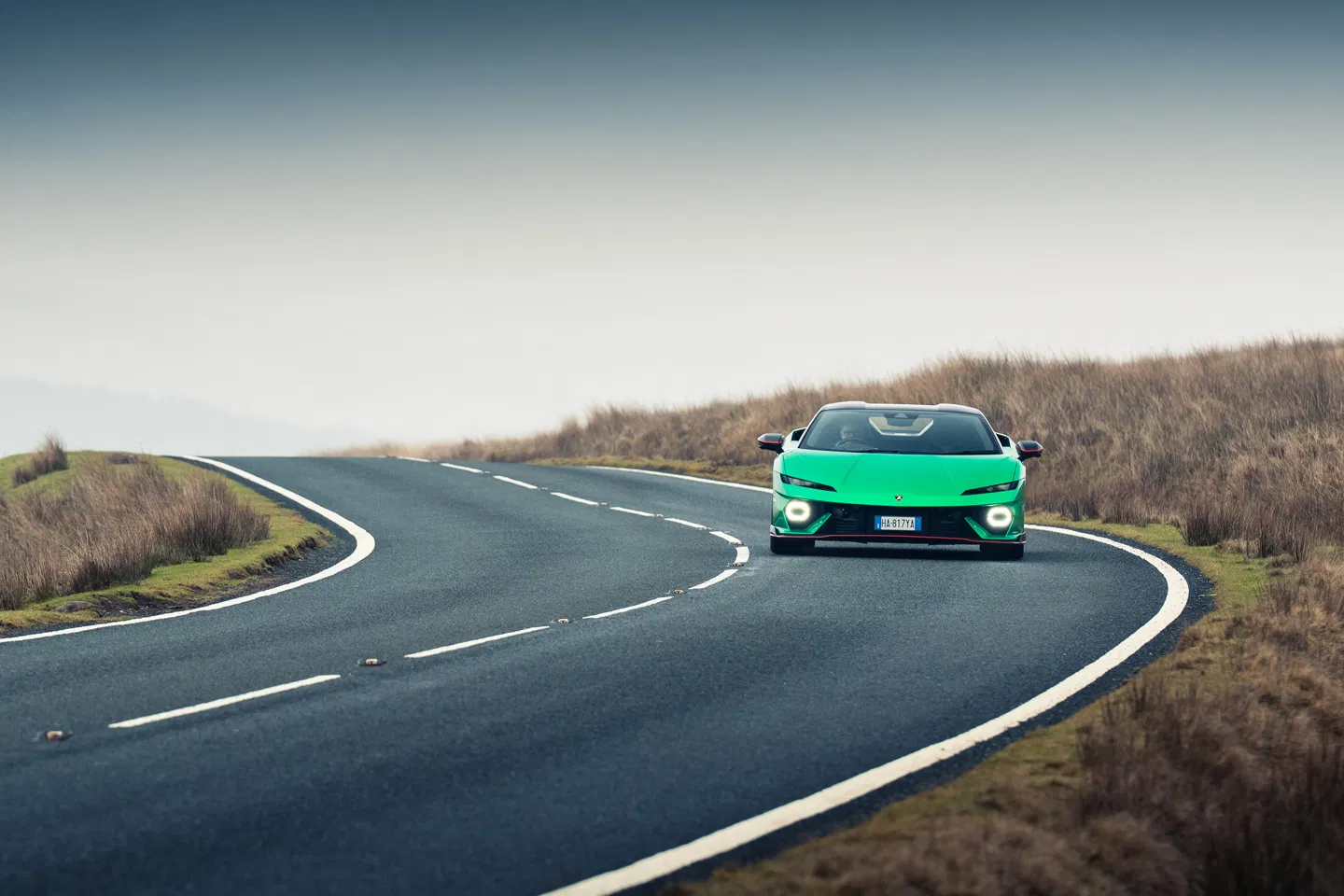 Lamborghini Temerario: Hybrid Power Meets Supercar Drama 21 Lamborghini Temerario Hybrid Power Meets Supercar Drama 15