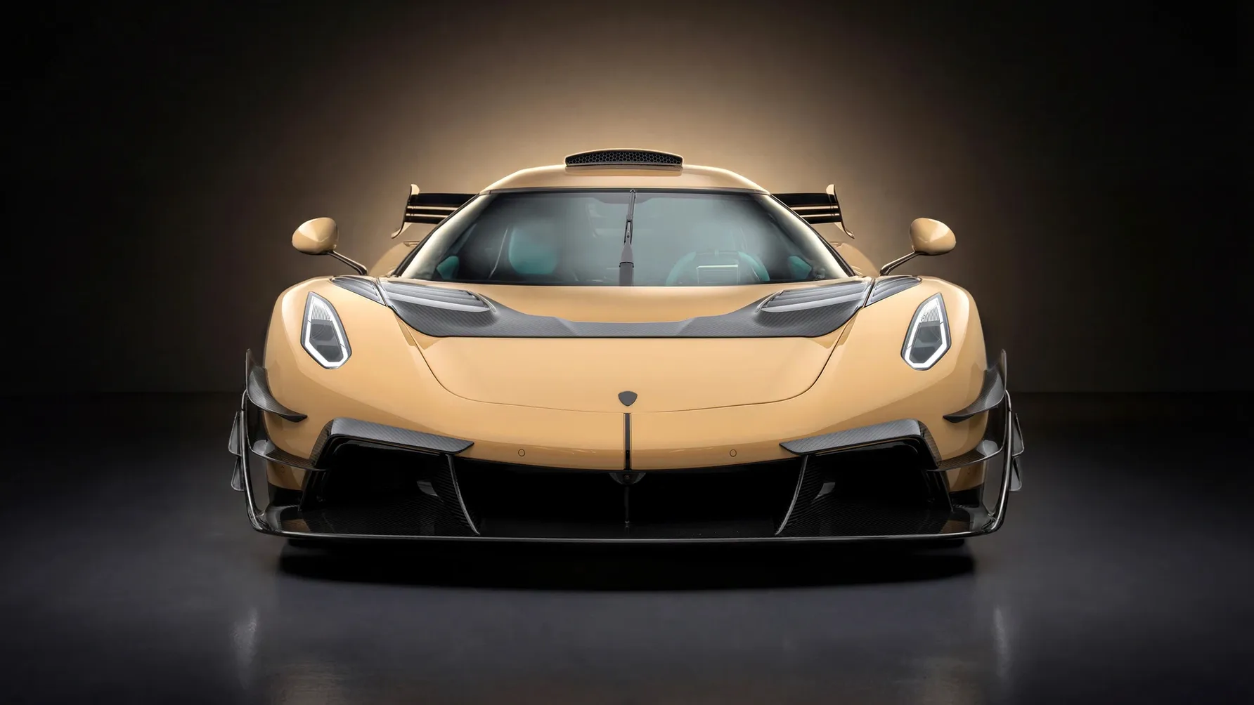 Mansory Tackles the Ultra Rare Koenigsegg 5