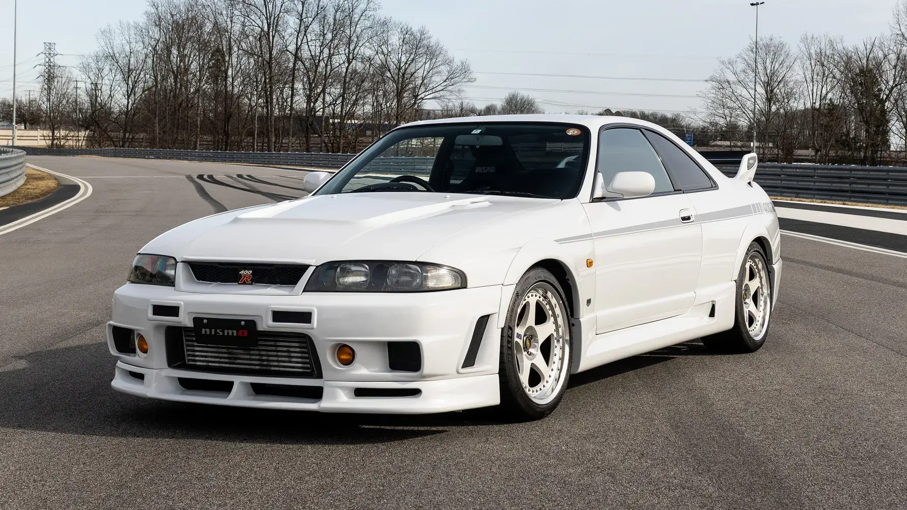 Nissan Skyline GT-R NISMO 400R