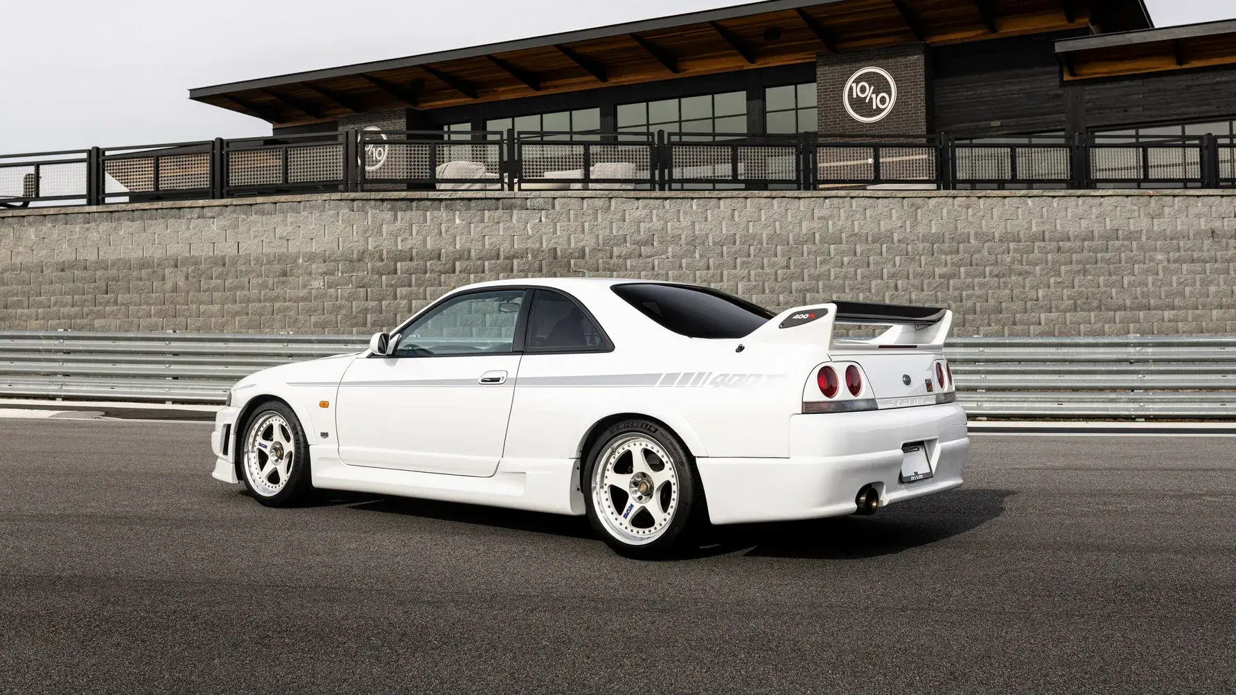 Nissan Skyline GT-R NISMO 400R