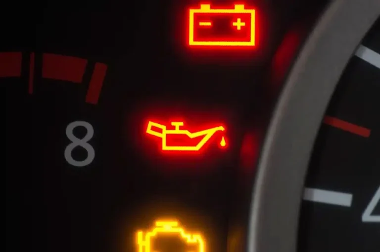 What Does the Oil Pressure Warning Light Mean? 25 Oil Pressure Warning Light