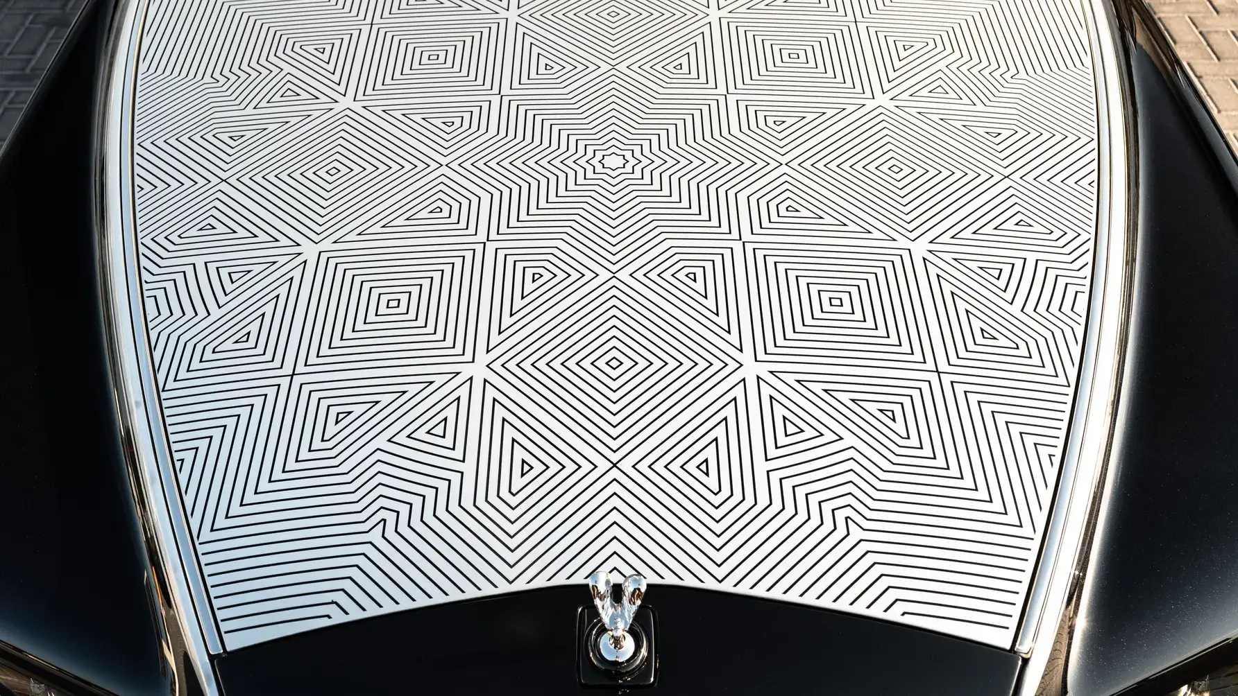 Rolls Royce Unveils Phantom ‘Arabesque 3 1