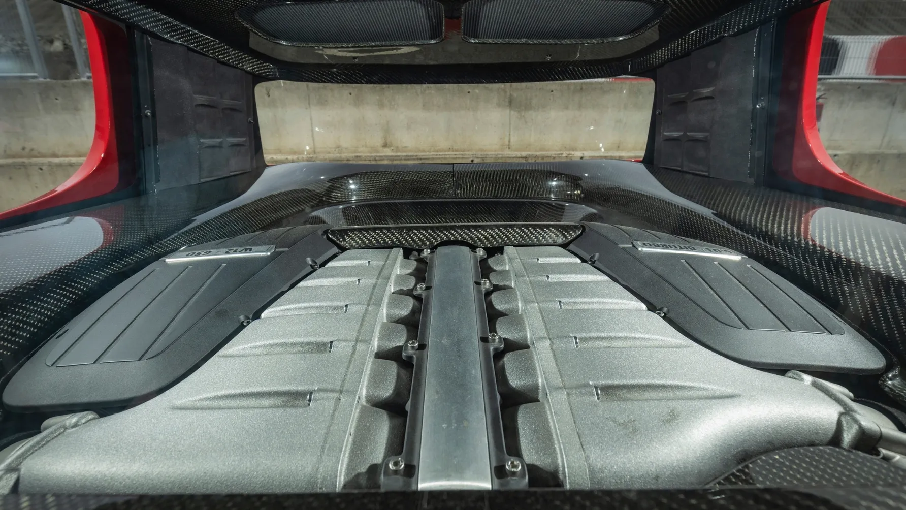 Volkswagen Golf GTI W12 650 12