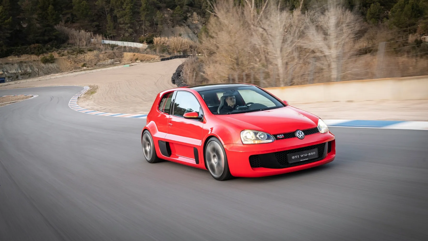 Volkswagen Golf GTI W12 650 7