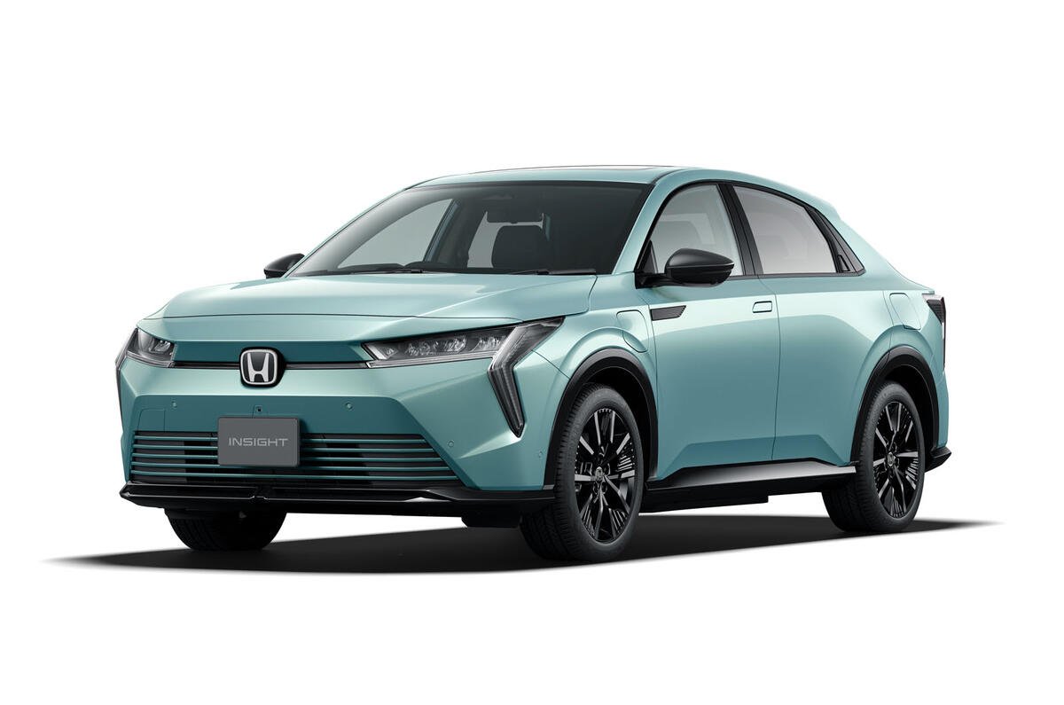 Honda Insight Returns as EV Hatchback With 310 Mile Range 8