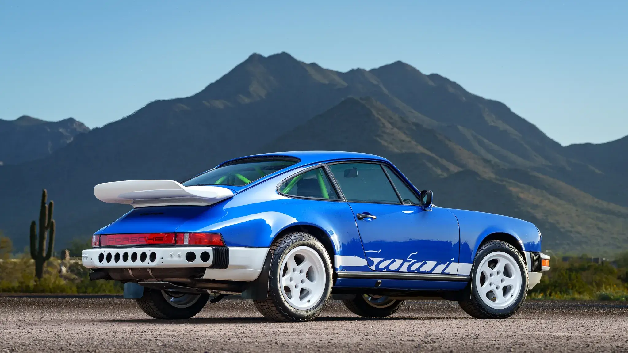 Safari Style 1980 Porsche 911SC 12 1